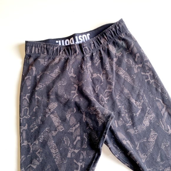 Nike Just Do It Print Leggings - Picture 2 of 9